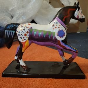 Trail of the painted ponies figurine.